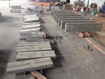 淺談高鉻板錘、耐磨錘頭、耐磨板錘等高鉻鑄鐵