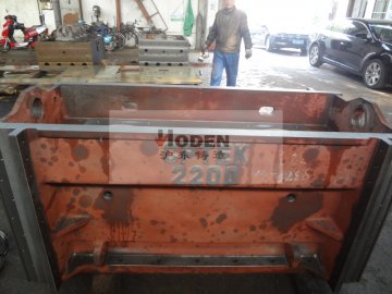 機床鑄件在澆注過稱中的4個注意問題